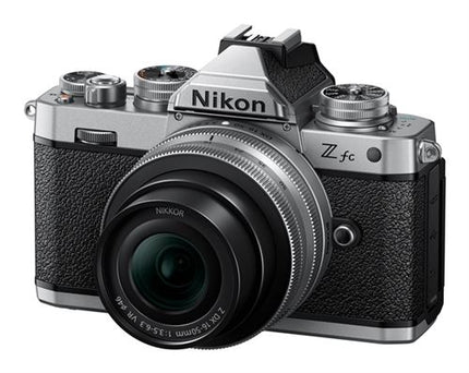 Nikon Z fc + 16-50 mm f/3.5-6.3 VR