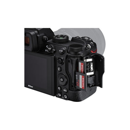 Nikon Z5 Cuerpo